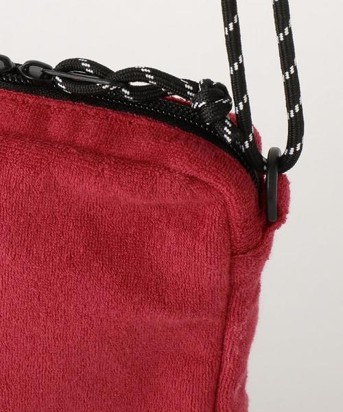 Gramicci（グラミチ）の「Gramicci(グラミチ)別注パイルサコッシュバッグ（ショルダーバッグ・メンズ・パープル/グレー/レッド/ブラック・FREE）」の11枚目の写真