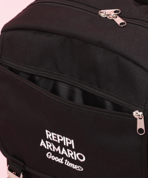 repipi armario(レピピ アルマリオ)の「フロントメタルナイロンリュック(バックパック/リュック・キッズ・ブラック/カーキ/ネイビー・FREE)」の10枚目の写真