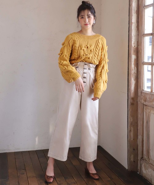 one after another NICE CLAUP（ワンアフターアナザーナイスクラップ）の「【WEB STORE限定】ケーブルポンポンニット（ニット/セーター・レディース・ブラウン/レッド/イエロー/アイボリー・FREE）」の15枚目の写真