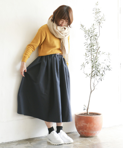 LBC(エルビーシー)の「ベルト付きギャザーロングスカート(スカート・レディース・グリーン/ダークネイビー/ライトブラウン・M/L)」の5枚目の写真