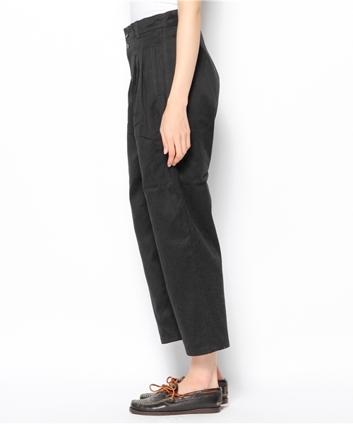 BEAMS BOY（ビームスボーイ）の「□BEAMS BOY / ペイズリー フレンチ3タックパンツ（スラックス・レディース・ブラック/ベージュ・0/1）」の3枚目の写真