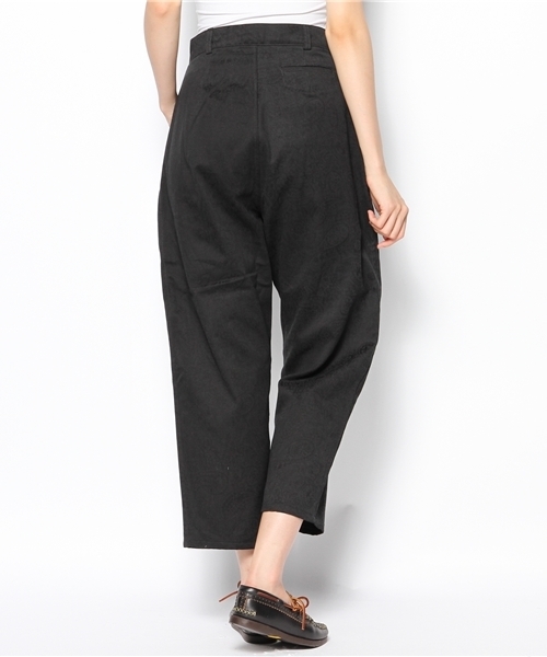 BEAMS BOY（ビームスボーイ）の「□BEAMS BOY / ペイズリー フレンチ3タックパンツ（スラックス・レディース・ブラック/ベージュ・0/1）」の4枚目の写真
