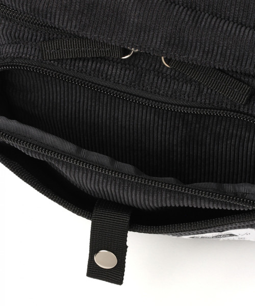 niko and...（ニコアンド）の「コーデュロイウエストバッグ（ボディバッグ/ウエストポーチ・メンズ・ブラック/ベージュ/ブルー・0）」の13枚目の写真