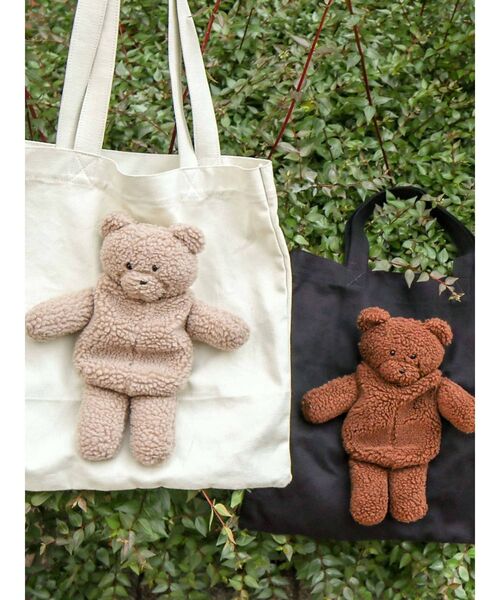 merry jenny（メリージェニー）の「Teddyキャンバスtote【アイボリーのみ】（トートバッグ・レディース・ブラック/アイボリー・FREE）」の5枚目の写真