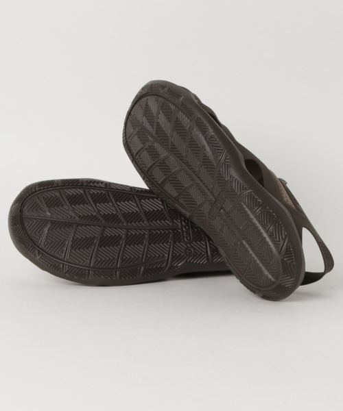 crocs(クロックス)の「サンダル CROCS SWIFTWATER MESH WAVE MEN 205701-23J(サンダル・メンズ・ライトブラウン・27.0cm/25.0cm/26.0cm/28.0cm)」の3枚目の写真