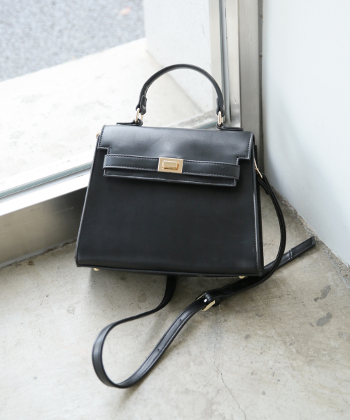 LOWRYS FARM（ローリーズファーム）の「２ＷＡＹミドルショルダー　849340（ショルダーバッグ・レディース・ブラック/ブラウン・FREE）」の3枚目の写真