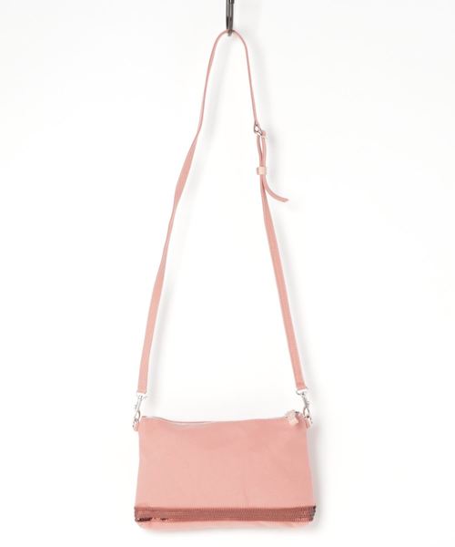 vanessabruno�i���@�l�b�T�u�����[�m�j�́uCABAS POCHETTE CLUTCH�i�N���b�`�o�b�O�j�v�b���[�Y