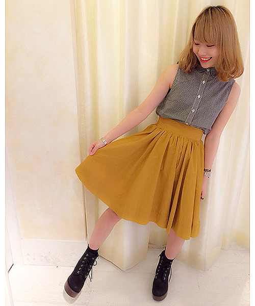 one after another NICE CLAUP(ワンアフターアナザーナイスクラップ)の「【ナイスクラップ】乙女フレアスカート(スカート・レディース・ボルドー/マスタード/インディゴブルー/ブラック・FREE)」の10枚目の写真