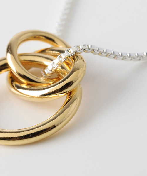 SMELLY（スメリー）の「コンビメッキトリプルリングネックレス（ネックレス・レディース・シルバー系その他・-）」の5枚目の写真
