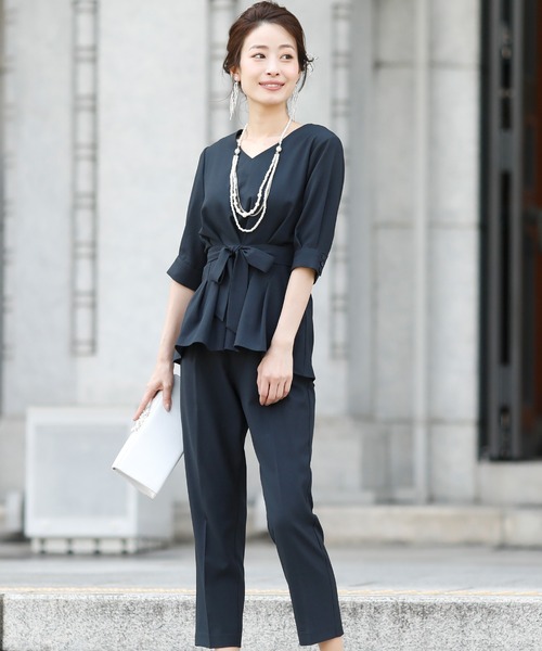 ペプラムウエストライン＆フィッシュテールセットアップパンツ