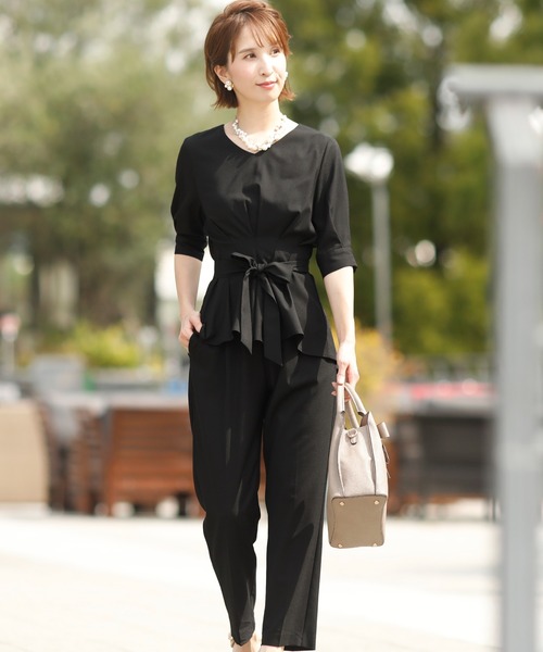 ペプラムウエストライン＆フィッシュテールセットアップパンツ