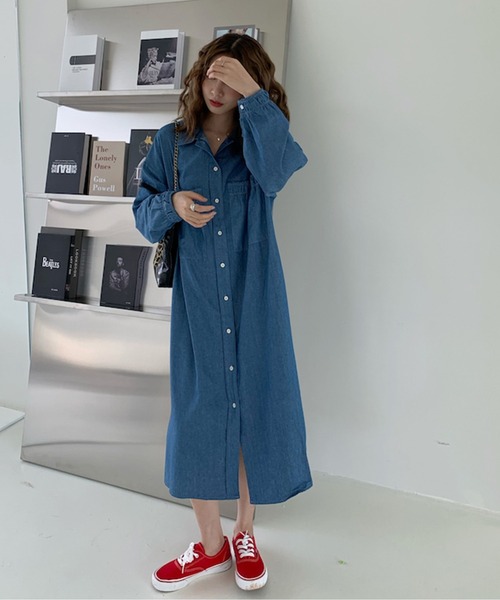 Jewelobe(ジュエローブ)の「ギャザーポケットデニムシャツワンピース(ワンピース・レディース・インディゴブルー/ブルー・FREE)」の7枚目の写真