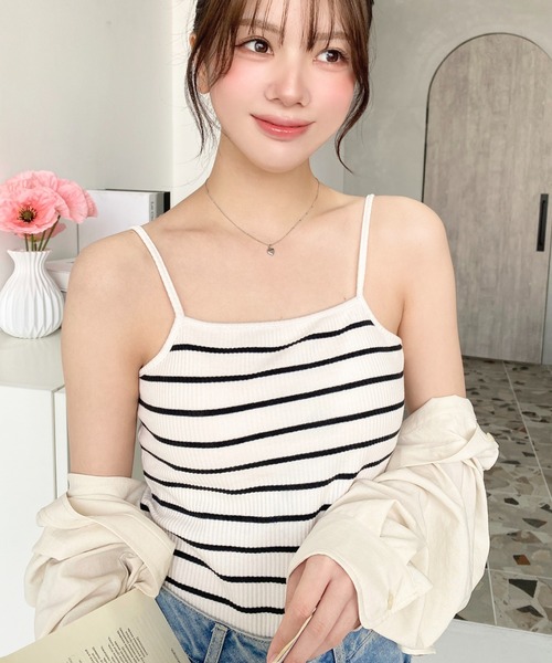 moment+(モーメントプラス)の「【累計販売枚数4万枚突破!】カップ付きテレコリブスクエアキャミソール(キャミソール・レディース・ブラウン/モカ/ベージュ/オフホワイト/ブラック/ホワイト系その他/ナチュラル/チャコールグレー・M/S/L)」の17枚目の写真