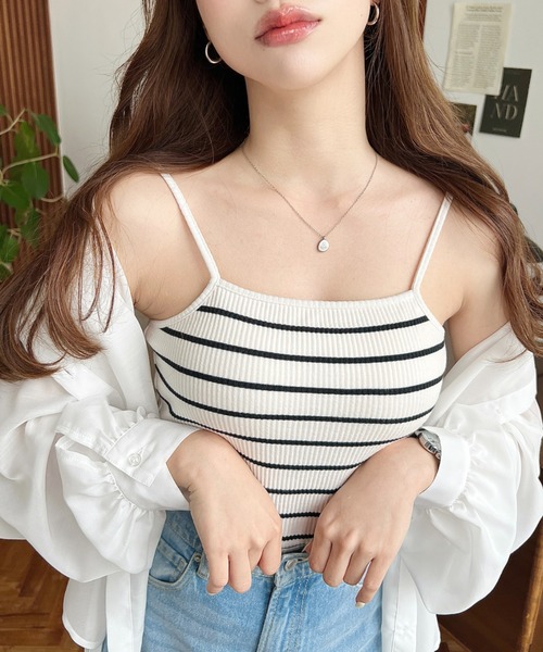 moment+(モーメントプラス)の「【累計販売枚数4万枚突破!】カップ付きテレコリブスクエアキャミソール(キャミソール・レディース・ブラウン/モカ/ベージュ/オフホワイト/ブラック/ホワイト系その他/ナチュラル/チャコールグレー・M/S/L)」の22枚目の写真