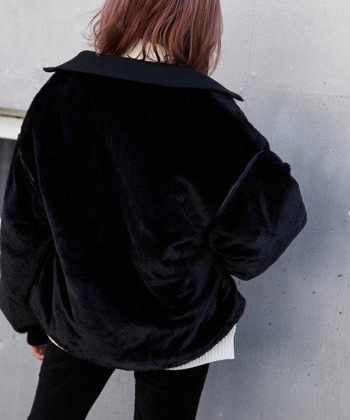 MoNiLEボリューム袖パーカーブルゾン　エコレザー MONiLE】モニーレ エコレザー&タフタボリューム袖パーカー