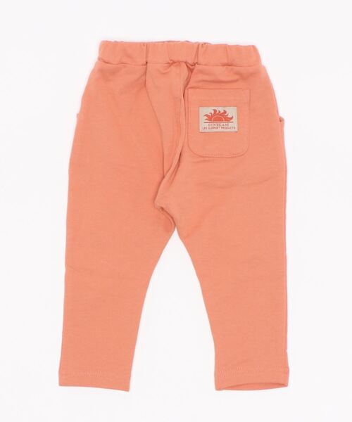 Life Support Products（ライフサポートプロダクツ）の「防汚加工ストレッチパンツ（80～130cm）（その他パンツ・キッズ・ベージュ/ネイビー/ターコイズブルー/オレンジ/マスタード/アイボリー/ラベンダー/キャメル/カーキ/ライトグリーン/レッド/ピンク/ライトグレー/ブラウン/ブルー/テラコッタ/ローズ/ブラック/グリーン/レモンイエロー・90/100/110/120/80/130/95）」の21枚目の写真