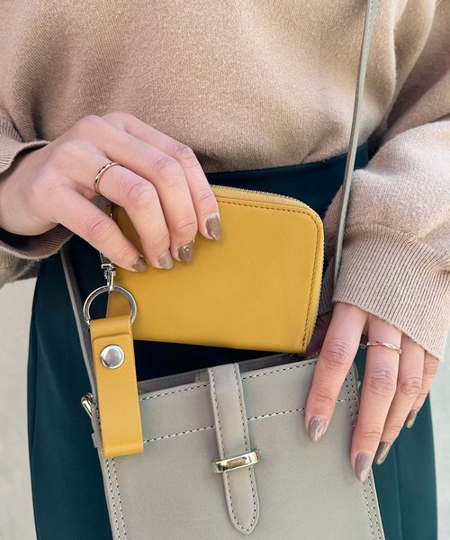 mieno（ミエノ）の「[mieno]牛革レザーコンパクトミニ財布キーリング付き（財布・レディース・ブラック/ダークブラウン/パープル/レッド/ブルー/グリーン/ウッド/マスタード/キャメル・FREE）」の11枚目の写真