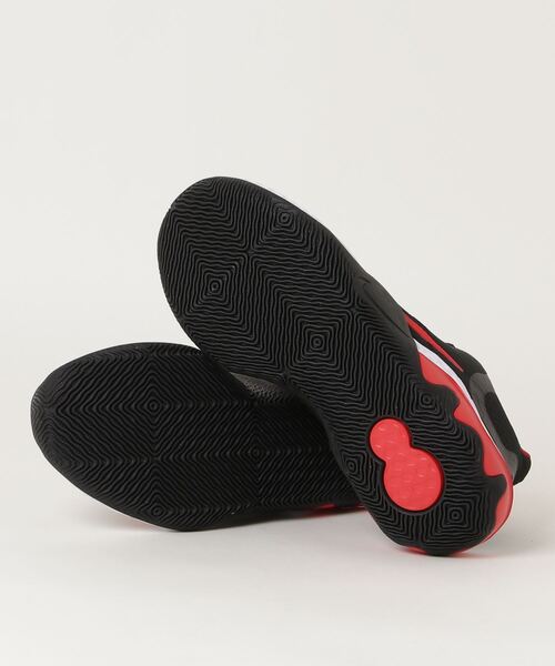 NIKE(ナイキ)の「ナイキ NIKE ナイキ リニュー エレベート(スニーカー・メンズ・ブラック×レッド・27.0cm/27.5cm/25.5cm/28.5cm/28.0cm/26.5cm/26.0cm)」の2枚目の写真