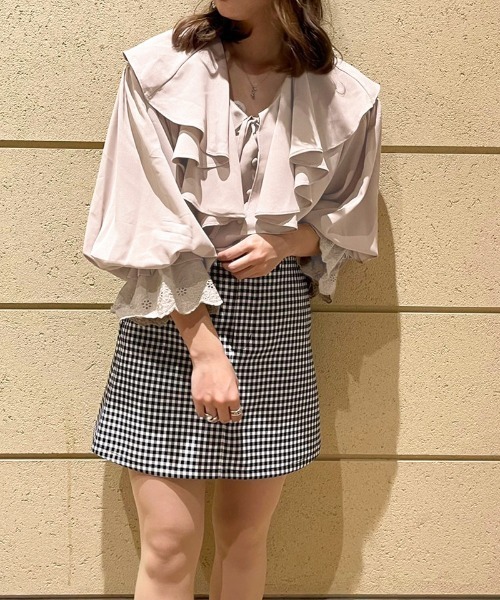 apres jour(アプレジュール)の「ラッフルデザインブラウス【ZOZOTOWN限定アイテム】(シャツ/ブラウス・レディース・ピンクベージュ/オフホワイト/アイボリー・フリー/X-LARGE)」の22枚目の写真