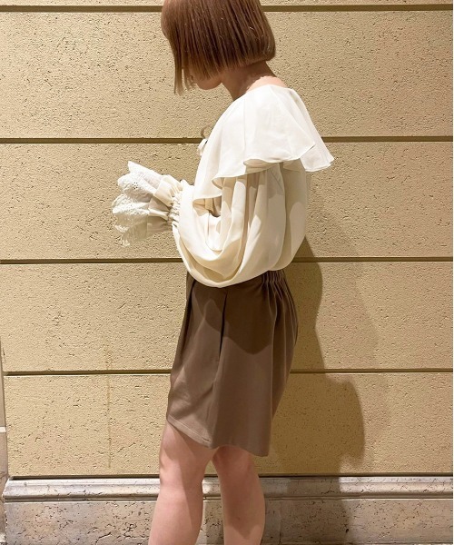 apres jour(アプレジュール)の「ラッフルデザインブラウス【ZOZOTOWN限定アイテム】(シャツ/ブラウス・レディース・ピンクベージュ/オフホワイト/アイボリー・フリー/X-LARGE)」の16枚目の写真