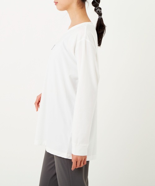 FILA(フィラ)の「【FILA/フィラ】レディースロゴロングTシャツ(Tシャツ/カットソー・レディース・ホワイト/ブラック/パープル/ネイビー/サックスブルー/ピンク/イエロー・MEDIUM/LARGE/X-LARGE)」の9枚目の写真