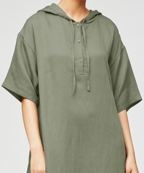 mizuiroind(ミズイロインド)の「mizuiro ind フーデッドフレアワンピース(ワンピース・レディース・カーキ/ライトブルー/ブラック・FREE)」の12枚目の写真