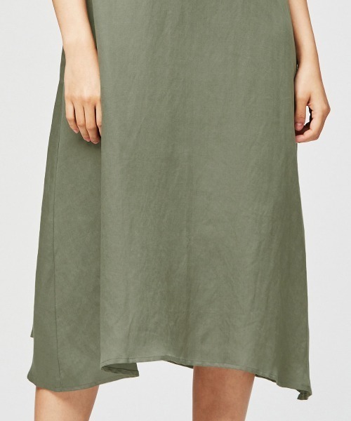 mizuiroind(ミズイロインド)の「mizuiro ind フーデッドフレアワンピース(ワンピース・レディース・カーキ/ライトブルー/ブラック・FREE)」の13枚目の写真