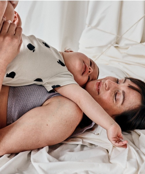 BOBO CHOSES（ボボショーズ）の「Poma allover short sleeve body（ロンパース・キッズ・オフホワイト・3MONTH/6-12MONTH/12-18MONTH）」の14枚目の写真