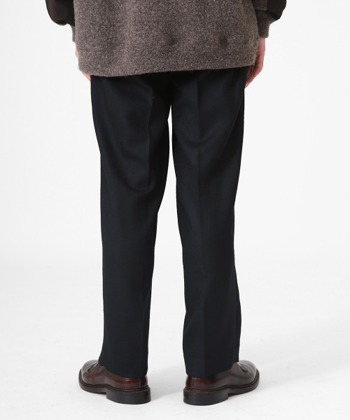 marka（マーカ）の「marka / マーカ：STITCHLESS TROUSERS - 2/48 wool