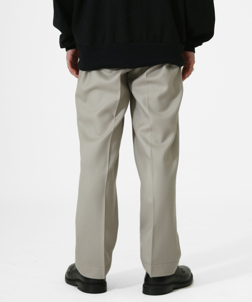 marka（マーカ）の「marka / マーカ：STITCHLESS TROUSERS - 2/48 wool
