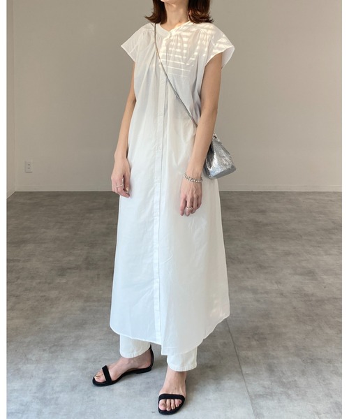She's Closet(シーズクローゼット)の「スタンドカラーAラインフレアフレンチスリーブロングシャツワンピース(シャツワンピース・レディース・オフホワイト/グレー×サックスブルー/ダークパープル/ダークラベンダー・FREE)」の11枚目の写真