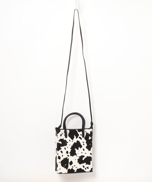 カカトゥ kakatoo / 牛毛皮レザークロスボディバッグ