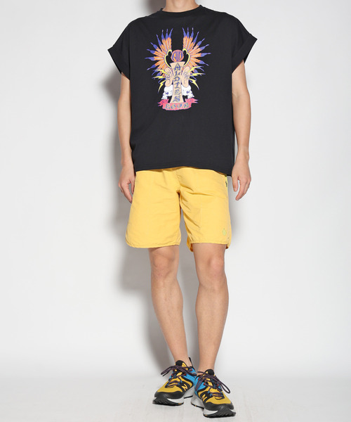 ALDIES(アールディーズ)の「Hell Ear Roll T / ヘルイヤーロールT(Tシャツ/カットソー・メンズ・ホワイト/イエロー/ブラック/ピンク・SMALL/MEDIUM/LARGE)」の3枚目の写真