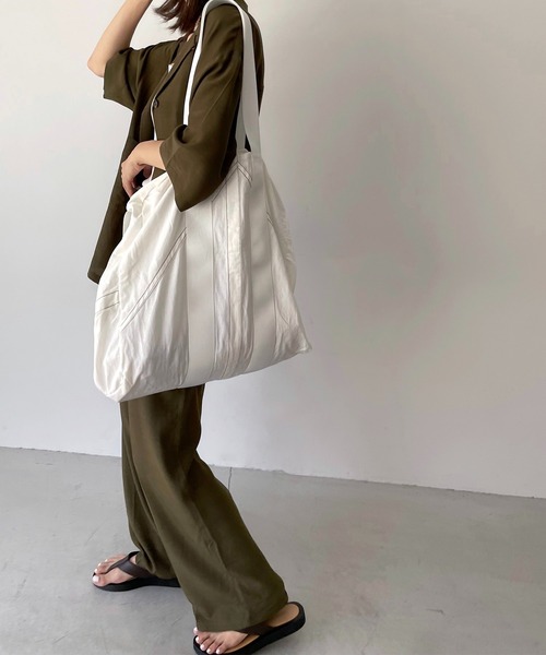 CANAL JEAN（キャナルジーン）の「RCW BLUE LABEL(ブルーレーベル) ボストンバッグ（ボストンバッグ・レディース・ホワイト/グリーン・ONE SIZE）」の12枚目の写真