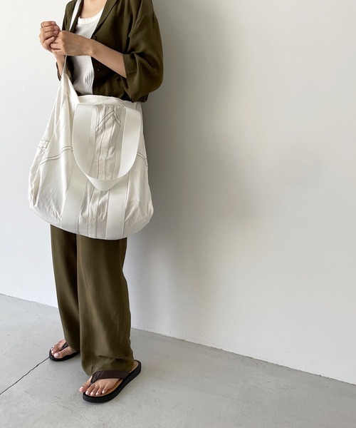 CANAL JEAN（キャナルジーン）の「RCW BLUE LABEL(ブルーレーベル) ボストンバッグ（ボストンバッグ・レディース・ホワイト/グリーン・ONE SIZE）」の7枚目の写真