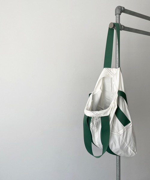 CANAL JEAN（キャナルジーン）の「RCW BLUE LABEL(ブルーレーベル) ボストンバッグ（ボストンバッグ・レディース・ホワイト/グリーン・ONE SIZE）」の8枚目の写真