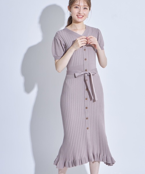 tocco closet(トッコ クローゼット)の「ウエストりぼん付きフロントボタン裾フリルシャリ感リブニットワンピース(ワンピース・レディース・グレイッシュブルー/ダークブラウン/ライトカーキ/チャコール/ラベンダー・M)」の22枚目の写真
