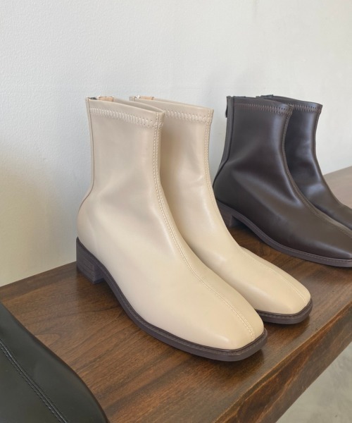 Aunt Marie's（アントマリーズ）の「スクエアトゥストレッチレザーブーツ（ブーツ・レディース・ブラック/ダークブラウン/アイボリー/ベージュ・S/M/L）」の5枚目の写真