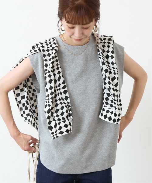 Simplicite（サンプリシテ）の「サーマルスリーブレスプルオーバー◆（Tシャツ/カットソー・レディース・ホワイト/ブラック/グレー・FREE）」の3枚目の写真