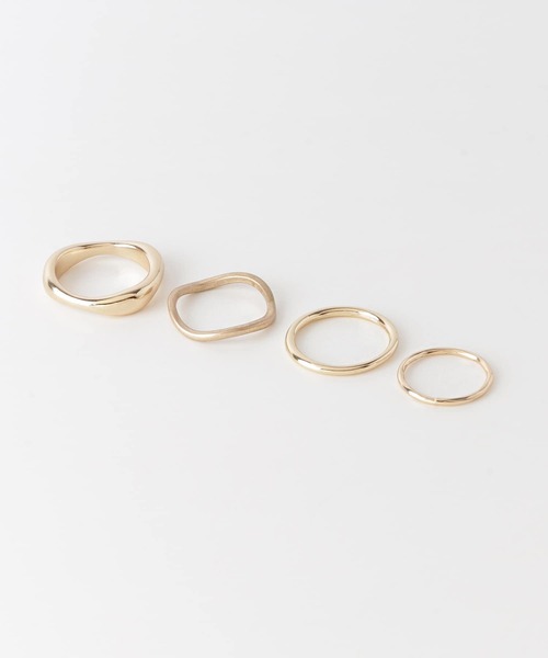 SMELLY（スメリー）の「4セットリング（リング・レディース・ゴールド・-）」の4枚目の写真