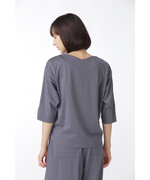 human woman(ヒューマンウーマン)の「プレ-ティング天竺 プルオーバー(Tシャツ/カットソー・レディース・グレー/ボルドー/カーキ・MEDIUM)」の18枚目の写真