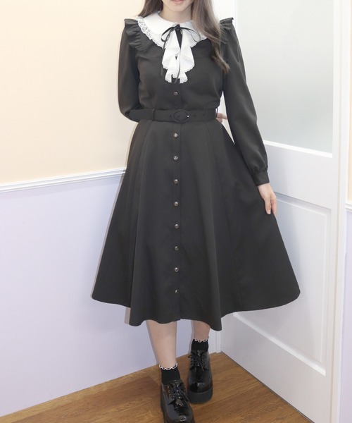 Secret Honey(シークレットハニー)の「ヨークフリルラッフルミディ丈ワンピース(ワンピース・レディース・ブラック/グレー・MEDIUM)」の11枚目の写真