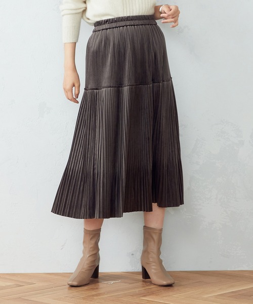 COMME CA ISM（コムサイズム）の「ベロア　プリーツスカート（スカート・レディース・ブラック/ブラウン/グレイッシュベージュ/ブルー・SMALL/MEDIUM/LARGE）」の10枚目の写真