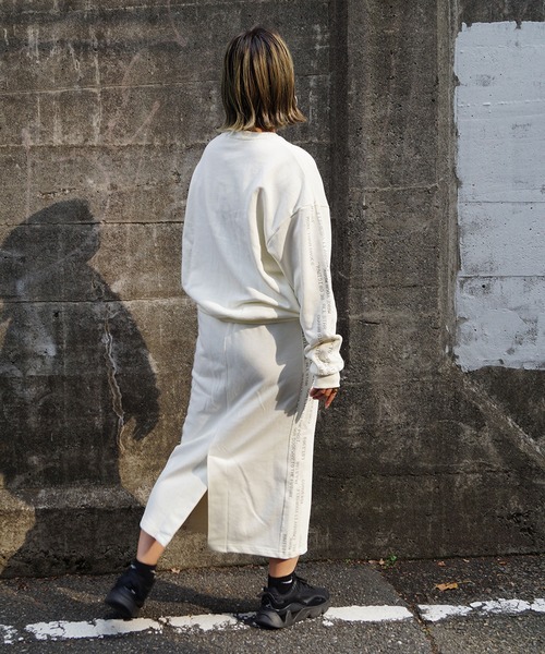 CONVERSE(コンバース)の「【CONVERSE】裏毛スウェット プルオーバー(Tシャツ/カットソー・レディース・ブラウン/オフホワイト・FREE)」の15枚目の写真