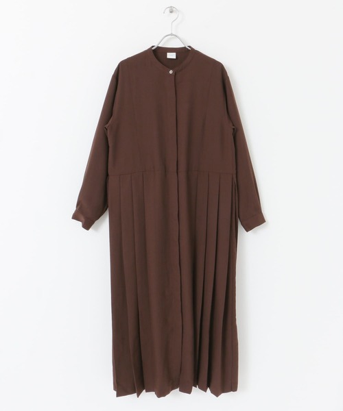 URBAN RESEARCH DOORS（アーバンリサーチドアーズ）の「プリーツ切替ワンピース（ワンピース・レディース・チャコールグレー/ブラウン/カーキ/ピンク・ONE）」の21枚目の写真
