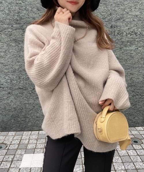 EIMY ISTOIRE（エイミーイストワール）の「モヘアタートルニットプルオーバー（ニット/セーター・レディース・ベージュ/ブラウン/ホワイト/ピンク・FREE）」の3枚目の写真