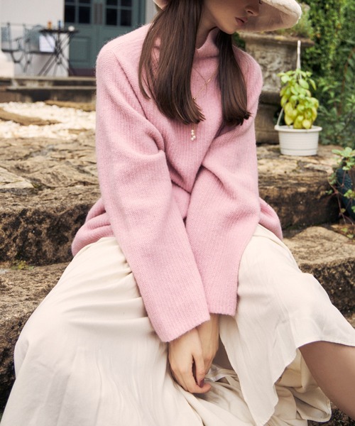 EIMY ISTOIRE（エイミーイストワール）の「モヘアタートルニットプルオーバー（ニット/セーター・レディース・ベージュ/ブラウン/ホワイト/ピンク・FREE）」の4枚目の写真