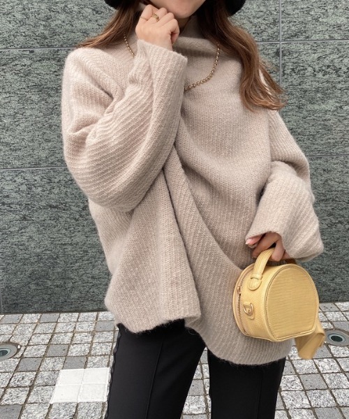 EIMY ISTOIRE（エイミーイストワール）の「モヘアタートルニットプルオーバー（ニット/セーター・レディース・ベージュ/ブラウン/ホワイト/ピンク・FREE）」の7枚目の写真