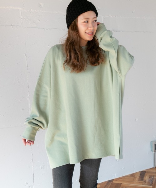 PICHI(ピイチ)の「オーバーサイズドルマンスリットロンTee(Tシャツ/カットソー・レディース・ブルー/アイボリー/チャコール/オフホワイト/ブラック/グレー/パープル/ピンク/ライトブルー/オートミール/ホワイト/カーキ/ダークグレー/モカ/ダークベージュ/グリーン/ブルーパープル/ライトグレー/コーラルピンク/ネイビー/イエロー/ブラウン/ベビーピンク/レッド・FREE)」の14枚目の写真