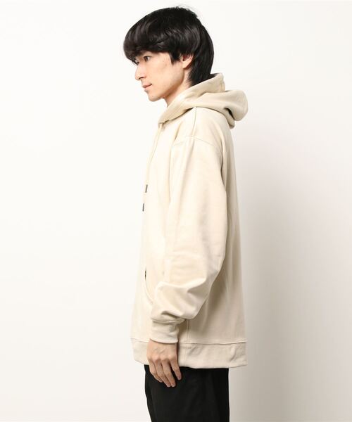 Grand PARK（グランドパーク）の「裏ジャギースエードプルパーカー（パーカー・メンズ・ベージュ/グレー/アイボリー・MEDIUM/LARGE）」の4枚目の写真